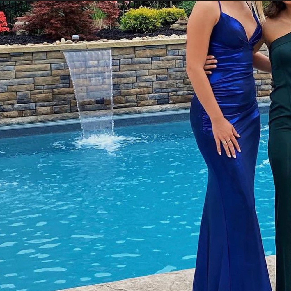 Sherri Hill Royal Blue Shimmery Prom dress